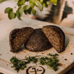 Kürbis-Hanfmilch-Brötchen